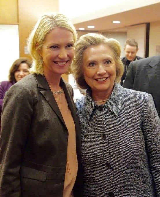 schwesig-hillary.jpg